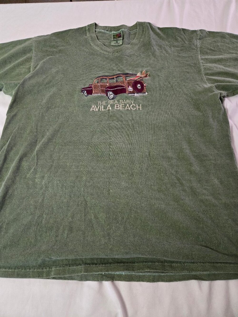 Vintage ' Avila Beach ' Woodies Wagon T-shirt (L)